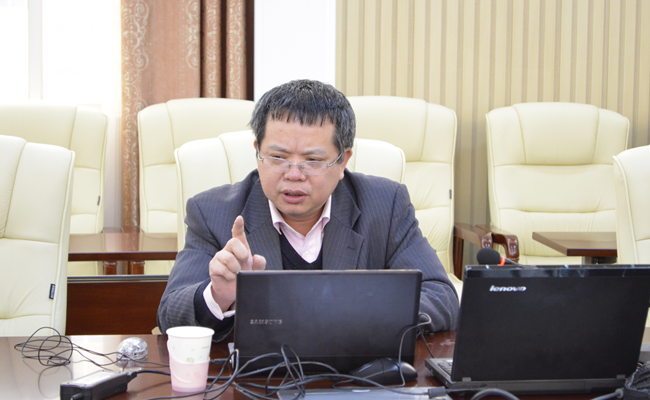 圖（tú）為蔣文沛副院長（zhǎng）在座談會上發（fā）表講話