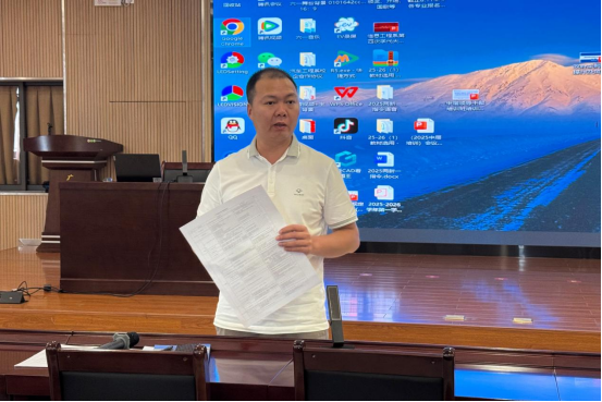 1756085495697082487.png 陸潤(rùn)宗解讀學生(shēng)後勤服務指南.png